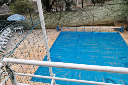 Casa à venda com 4 quartos, sendo 1 suíte,  no condomínio Villas IV, São Paulo - SP