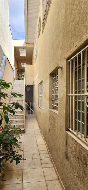 Casa térrea com duas edículas para venda - Saúde, SP.