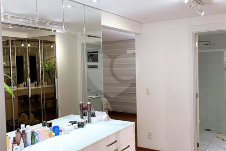 APARTAMENTO NA MOOCA 204 m² COM 4 SUITES E 4 VAGAS LAZER COMPLETO ACEITA PERMUTA
