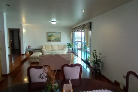 Apartamento à Venda em Mirandópolis com 4 Dormitórios, 2 Suítes e 4 Vagas