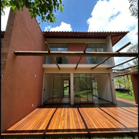 Casa à venda com 2 Suítes e mais um quarto multiuso na Reserva Sapiranga em Praia do Forte