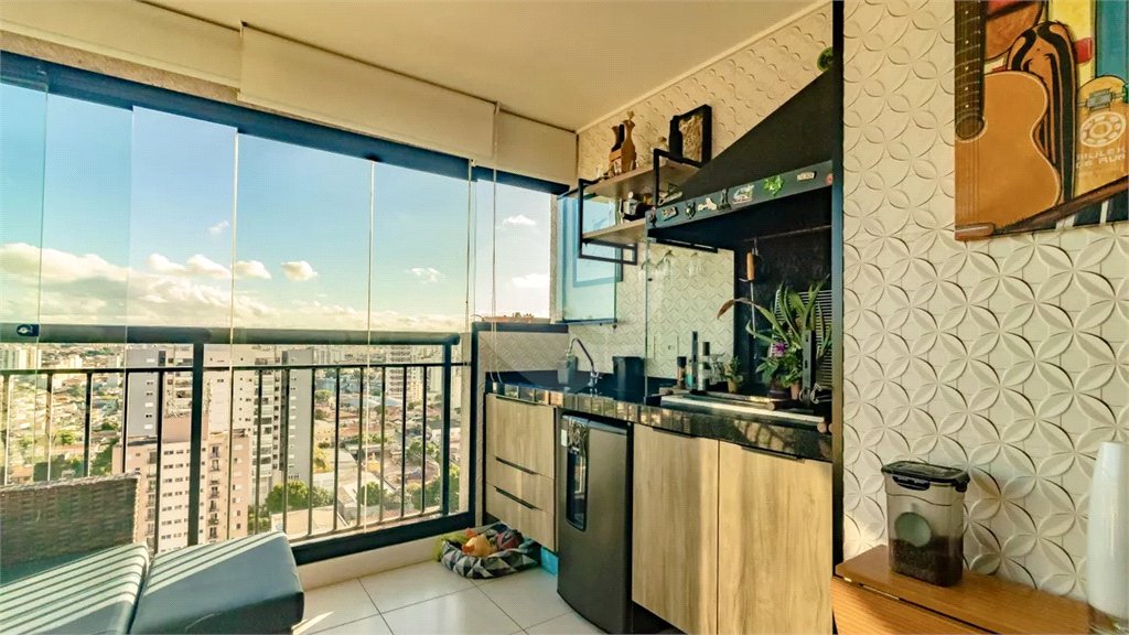 Apartamento com 2 quartos, 1 suíte, varanda gourmet, churrasqueira, lazer completo.