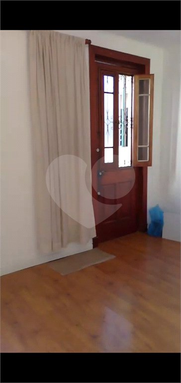Charme e Praticidade na Vila Mariana: Sobrado com 2 Suítes e Excelente Localização!