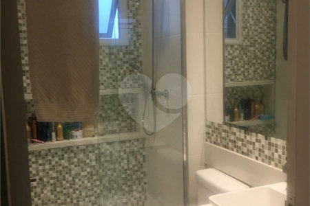 Apartamento à venda com 3 suítes em Vila Bertioga, São Paulo, SP