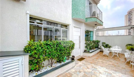 Casa à venda com 3 suítes no condomínio Oiti Residencial, São Paulo - SP