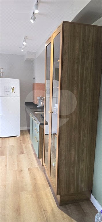 Studio Reformado com Varanda e Lazer Completo 33m2 Campos Elíseos Mobiliado