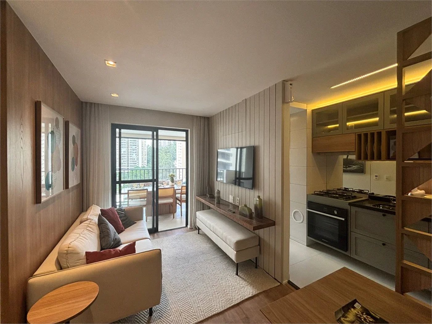 Apartamento à venda com 2 quartos, sendo 1 suíte,  em Jardim Sul, São Paulo, SP