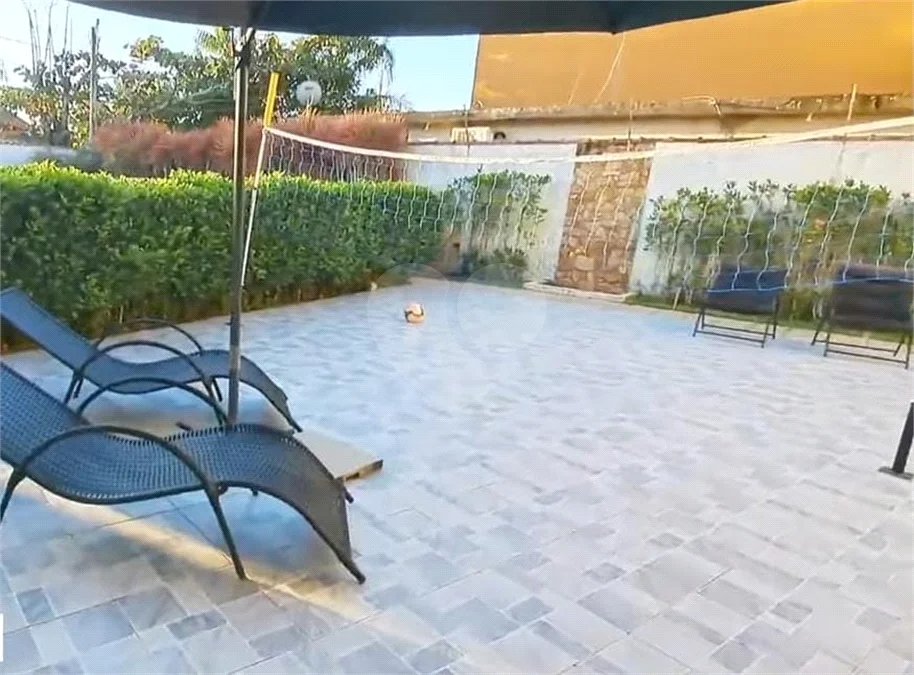 Belíssima casa com 04 dormitórios em Itanhaém