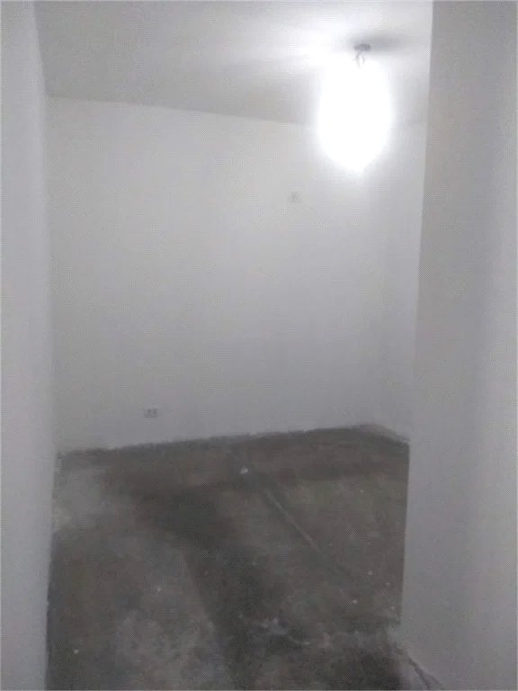 EXCELENTE OPORTUNIDADE - Casa térrea
