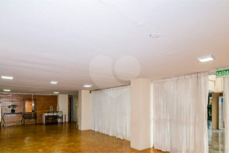 Apartamento na Região do Ipiranga à 8 Minutos do Metrô com 2 Dormitórios .