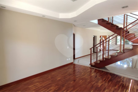 Casa à Venda de 5 dormitórios em São Carlos, no Residencial Eldorado
