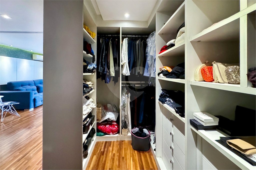 Casa em condomínio com 5 quartos á venda em Alto da Boa Vista, São Paulo - SP