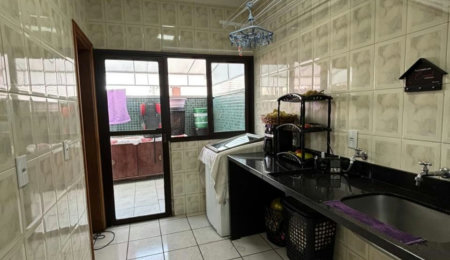 Apartamento à venda com 3 quartos, sendo 1 suíte,  em São Benedito, Poços de Caldas, MG