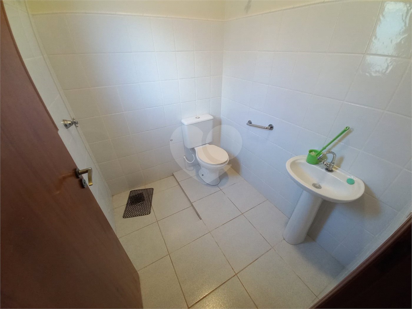 Casa Térrea no Condomínio Damha I,