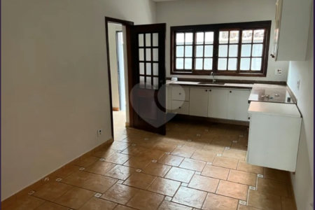 Casa com 5 dorms à venda no Jardim Alvorada