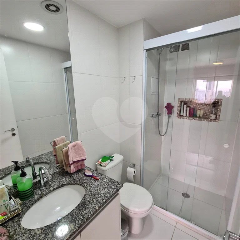 Condominio Clube apto 02 dormitórios(reversível para 03, sendo 01 suíte com 1 vaga.