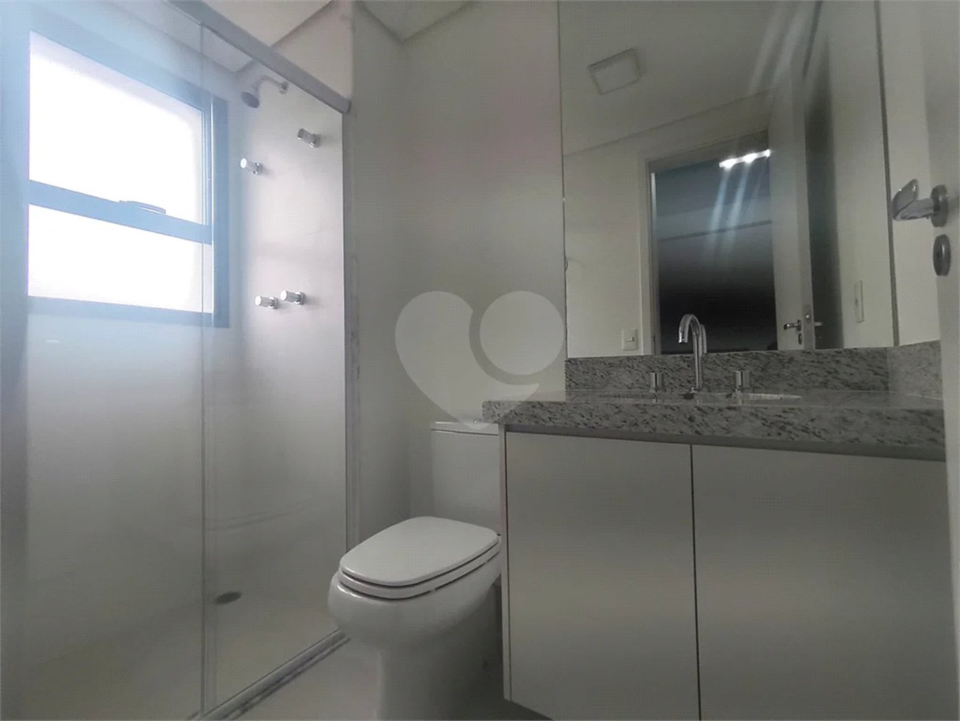 Belíssimo apartamento com 163m², 3 suítes e 2 vagas para locação na Chácara Klabin!