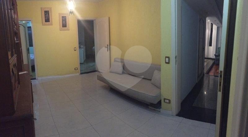 Oportunidade - Apto. 4 Suites / 4 Vagas de garagem