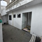 Casa térrea à venda no Douradinho com 2 quartos e edícula com mais dois quartos e 2 banheiros.