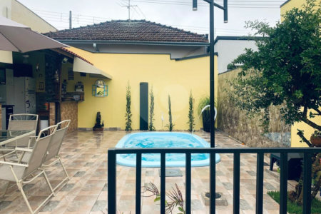 CASA TERREA NO CENTRO