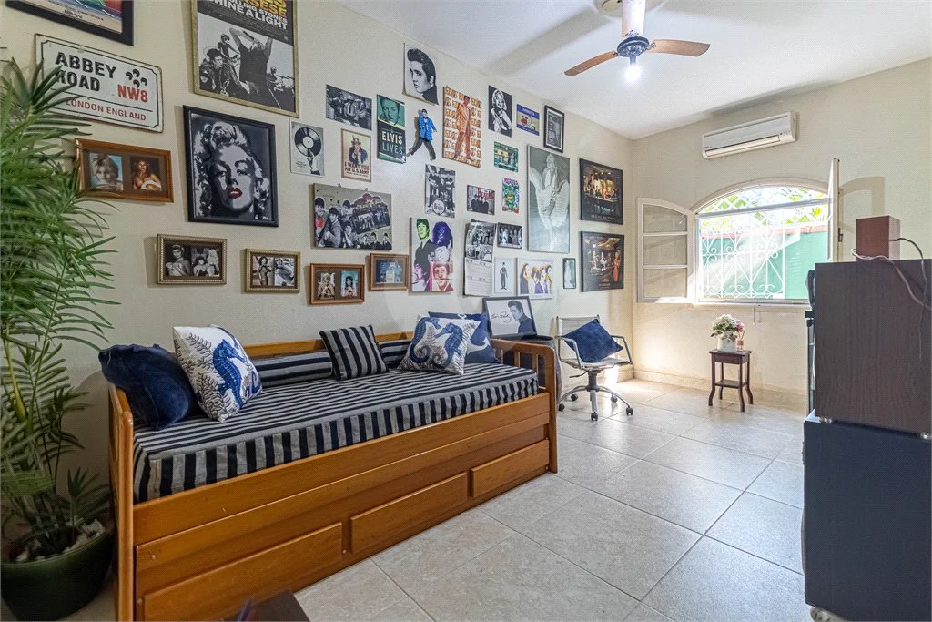 Casa à venda com 4 quartos, sendo 1 suíte, em Morada da Praia, Bertioga, SP