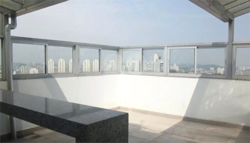 Cobertura com 130m², 3 quartos, sendo 2 suítes, 2 garagens, à venda no Jardim Marajoara