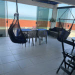 Cobertura de 300 m² com vista panorâmica para o mar