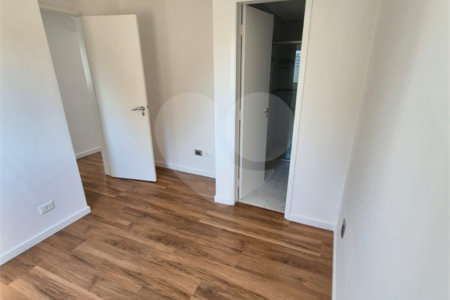 Apartamento para venda em Moema com 2 quartos, sendo 1 suíte, 1 vaga, 62 m²