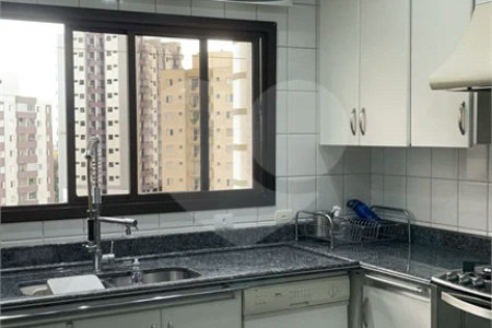 Apartamento com terraço 385m² 03 dormitórios sendo 2 suítes 5 vagas..Estuda Permuta.