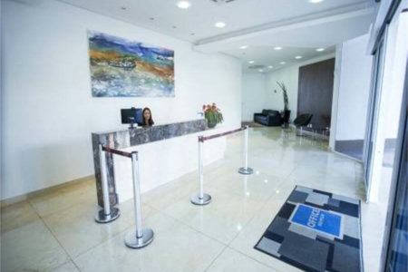 Indaiatuba - Torre Business -Venda e Locação - Escritório e WC , com area util de 39.16m² -R$ 385.000,00- Locação - R$ 2.600,00, mais condominio de R$ 317,,48 - iptu de R$ 110,63 - condominio para venda - R$ 503,86 - Complexo Office Premium de 3 torres de salas comerciais, um shopping