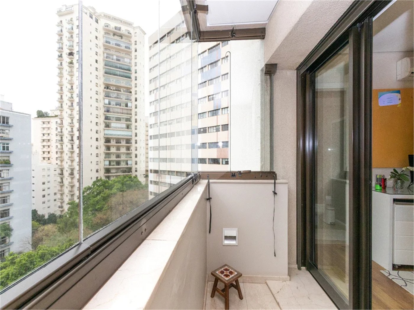 Apartamento de 233 m² à venda em Higienópolis com 4 dormitórios.