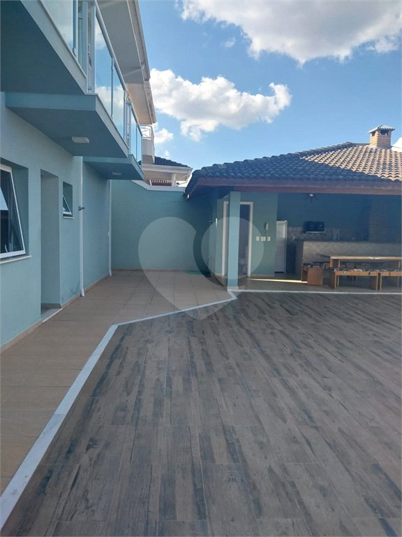 Casa de Alto Padrão a venda em Louveira-SP