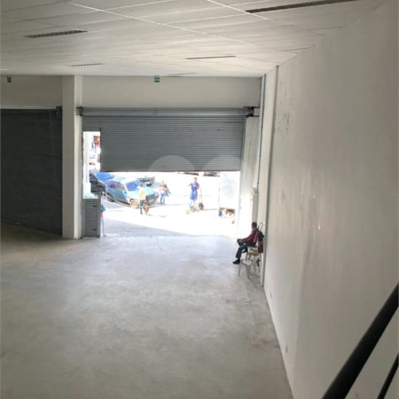 Imóvel comercial para locação em Santo Amaro.