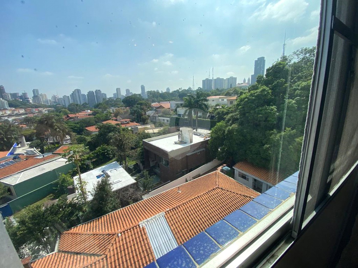 Apto 91 m - Metrô Sumaré, rua arborizada e tranquila. ótima planta, são 03 dorm 1 suite 1 vaga