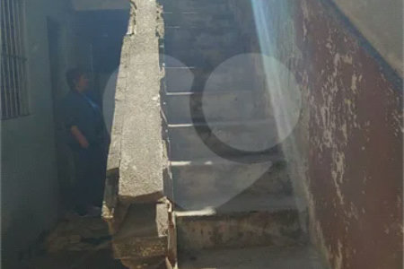 Casa com 156 m², 2 quartos, garagem para 3 carros, à venda no bairro Cerâmica em São Caetano do Sul