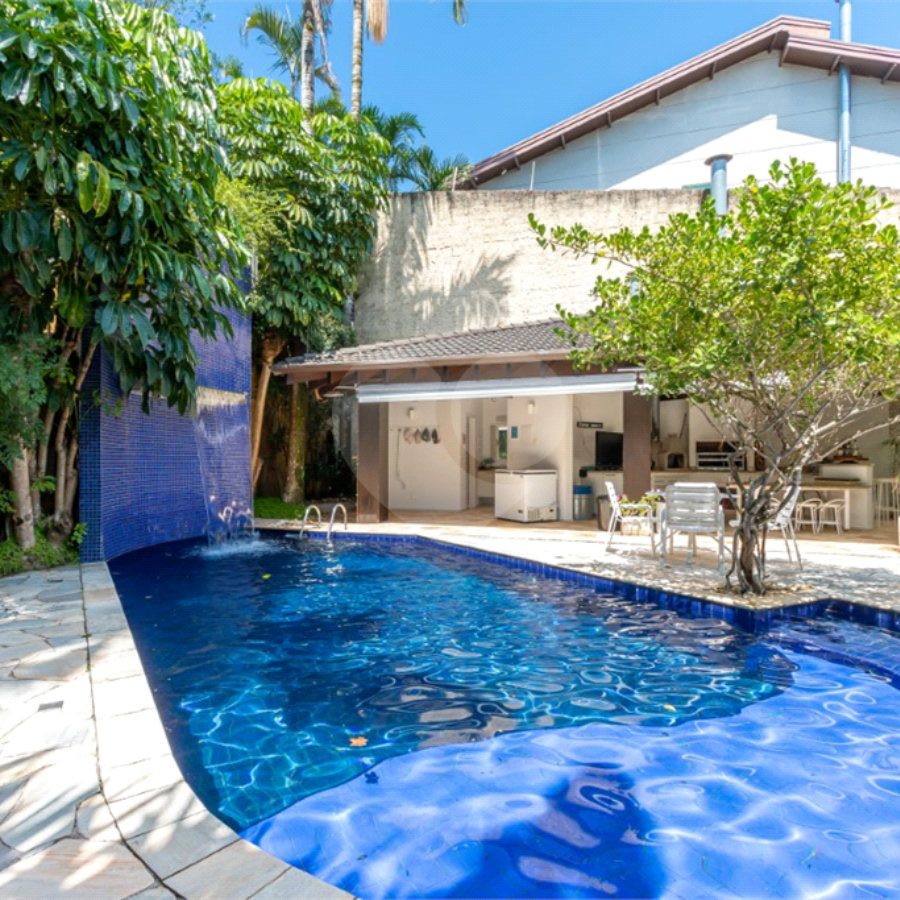 Sobrado 5 Quartos 775 m² na Vila Oliveira