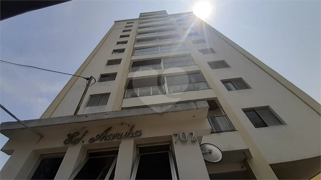 Apartamento de 1 quarto, no térreo, com garagem, para locação no Cambuci