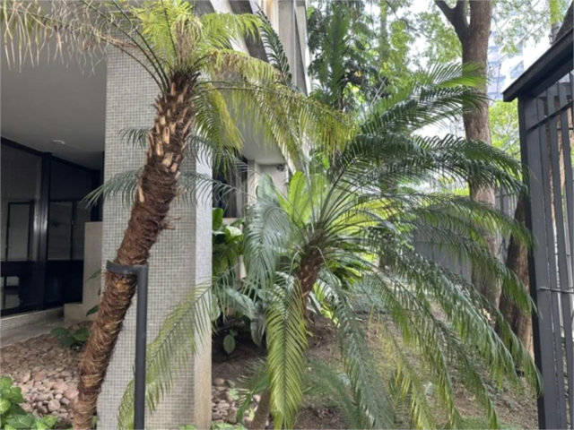 Apartamento à venda com 3 quartos, sendo 1 suíte,  em Jardim América, São Paulo, SP