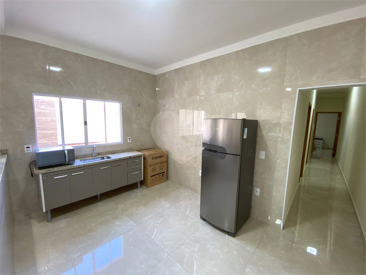 Casa térrea com piscina para venda no Residencial Arcoville
