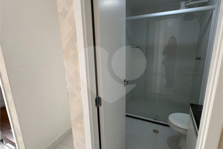Apartamento à Venda na Rua Catumbi – 33m²