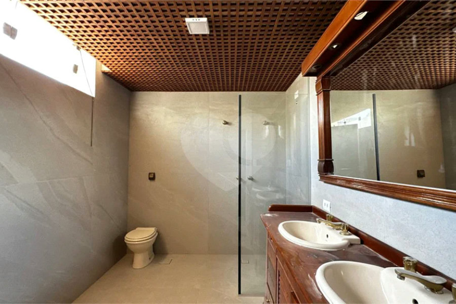 Casa Comercial disponível para venda e locação no Bairro Cidade Jardim em Piracicaba - SP.