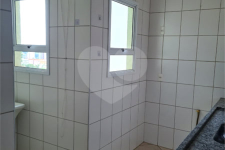 Apartamento no Condomínio Monte Verde.