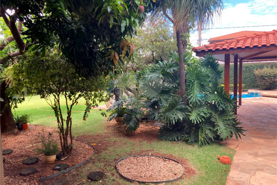 Belíssima casa no bairro Vila Rezende