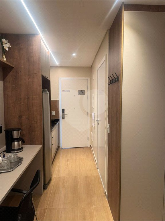 VENDO - Studio mobiliado e decorado na Vila Mariana.