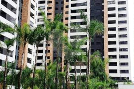 Magnífica Cobertura Penthouse à venda no condomínio Piscine Resort.