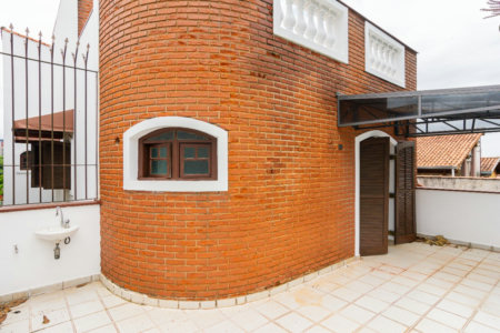 Sobrado à venda 187m² com 5 quartos, sendo 2 suítes, em Conjunto Residencial Butantã próximo à USP