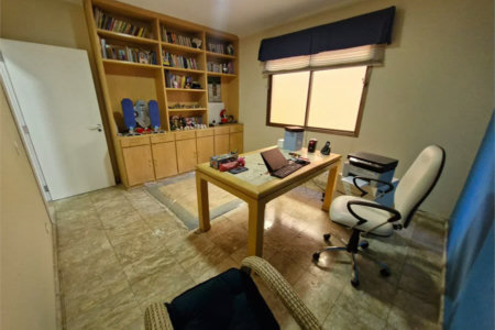 Casa à venda com 4 suítes no condomínio Villa Viana II, Cotia - SP