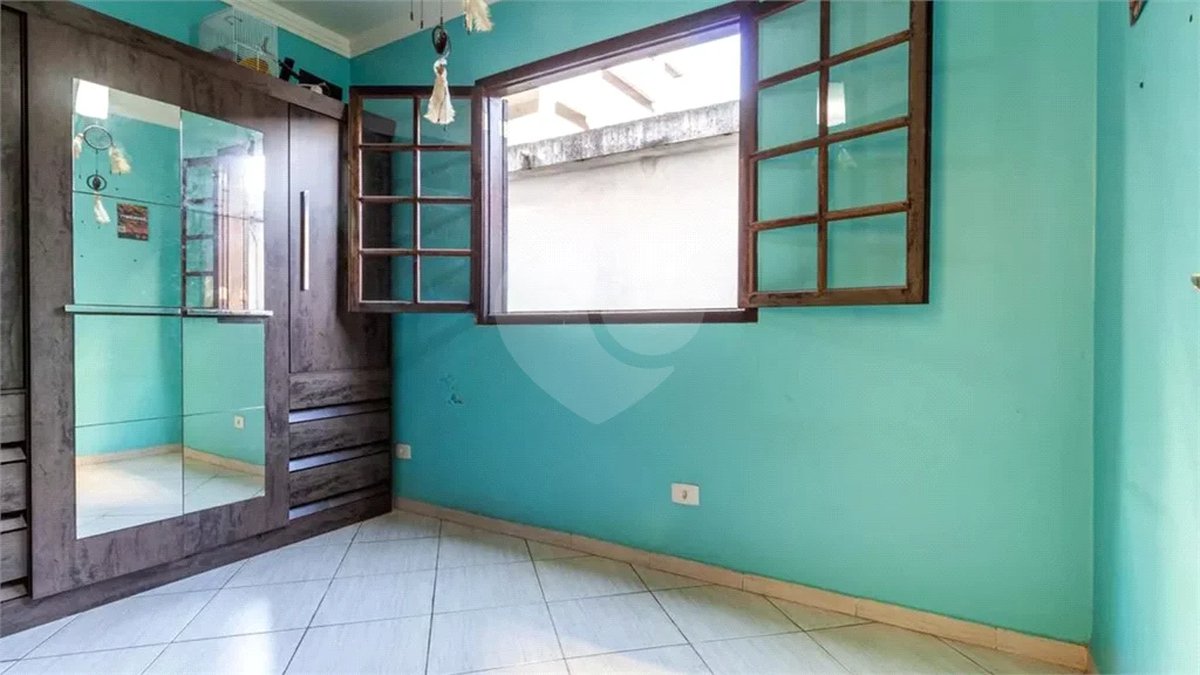 Sobrado Espaçoso à Venda em Guarulhos – 250m², Conforto e Excelente Localização