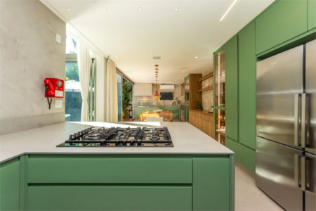 Casa à venda com 3 suítes no condomínio Lazuli, São Paulo - SP