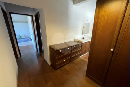 CASA CONDOMINIO DAMHA II